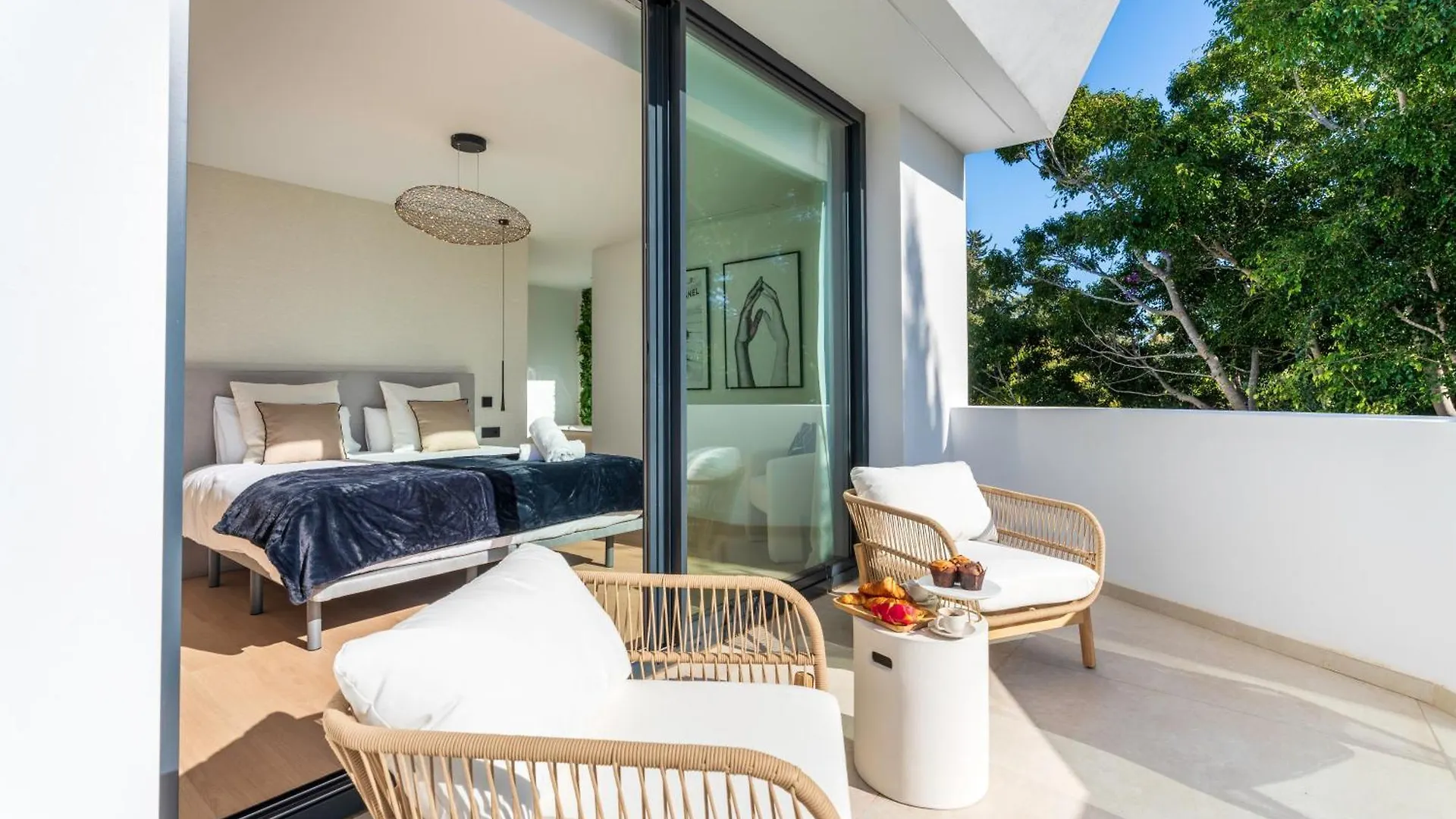 Vacation Marbella I Villa La Moderne, Sparkling Heated Pool, Private Gym, Cine Room, Arcade Machines