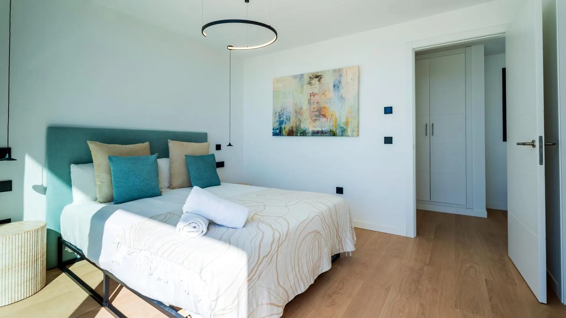 Vacation Marbella I Villa La Moderne, Sparkling Heated Pool, Private Gym, Cine Room, Arcade Machines